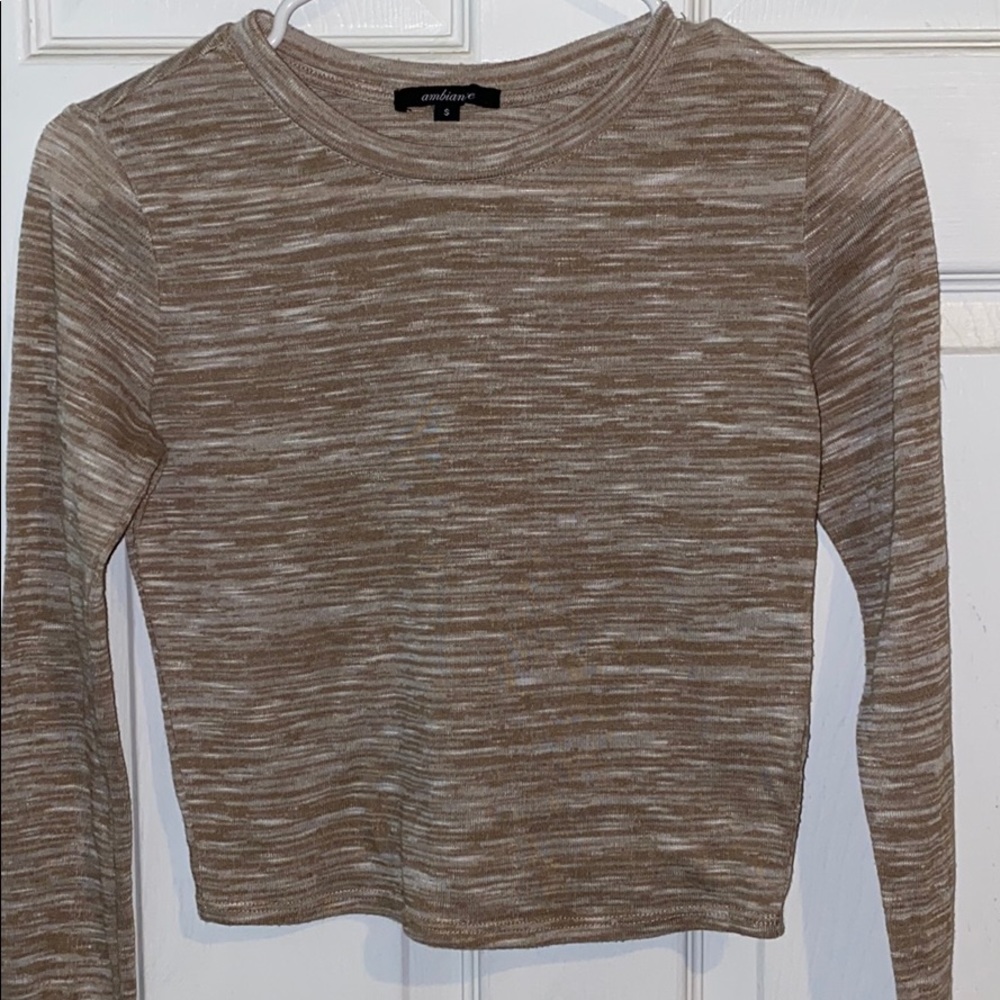 long sleeve crop top!!